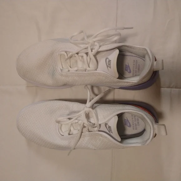 Nike Air women's shoes - Picture 3 of 7